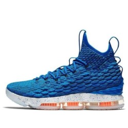 Nike LeBron 15 - Stabilité Améliorée Pivots